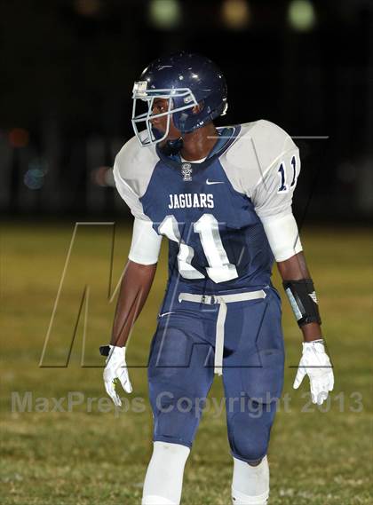 Thumbnail 3 in Lynwood vs. South East photogallery.