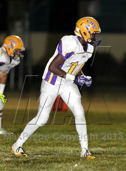 Thumbnail 3 in Lynwood vs. South East photogallery.