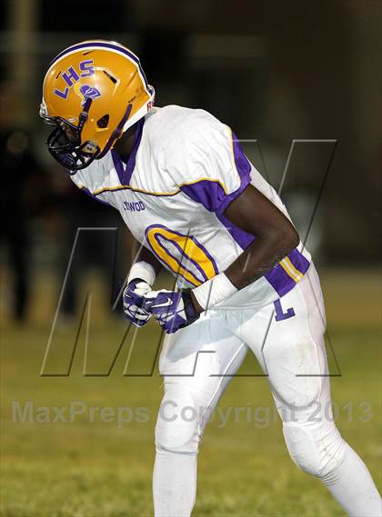 Thumbnail 2 in Lynwood vs. South East photogallery.