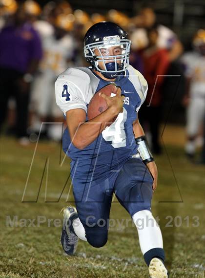 Thumbnail 3 in Lynwood vs. South East photogallery.