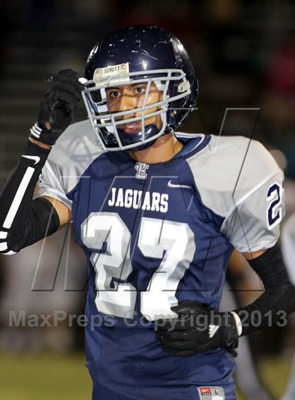 Thumbnail 2 in Lynwood vs. South East photogallery.
