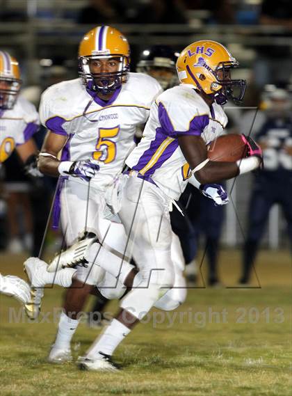 Thumbnail 3 in Lynwood vs. South East photogallery.