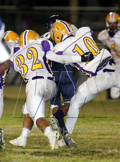 Thumbnail 3 in Lynwood vs. South East photogallery.