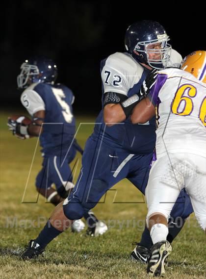 Thumbnail 1 in Lynwood vs. South East photogallery.