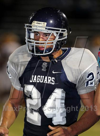 Thumbnail 3 in Lynwood vs. South East photogallery.
