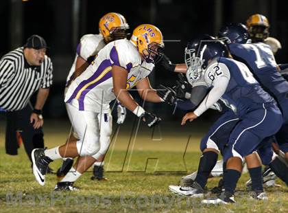 Thumbnail 3 in Lynwood vs. South East photogallery.
