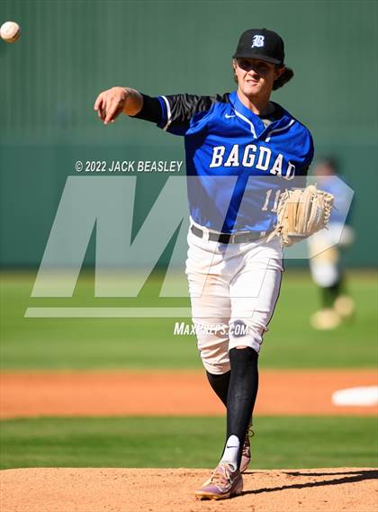 Thumbnail 1 in Mogollon vs Bagdad (AIA 1A State Final) photogallery.