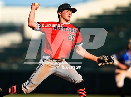 Thumbnail 2 in Mogollon vs Bagdad (AIA 1A State Final) photogallery.
