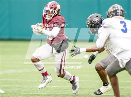 Thumbnail 3 in Red Oak vs Mansfield Summit (UIL 5A Division 1 Quarterfinal) photogallery.