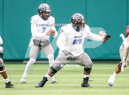 Thumbnail 3 in Red Oak vs Mansfield Summit (UIL 5A Division 1 Quarterfinal) photogallery.