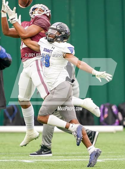 Thumbnail 1 in Red Oak vs Mansfield Summit (UIL 5A Division 1 Quarterfinal) photogallery.