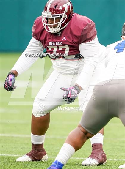 Thumbnail 3 in Red Oak vs Mansfield Summit (UIL 5A Division 1 Quarterfinal) photogallery.