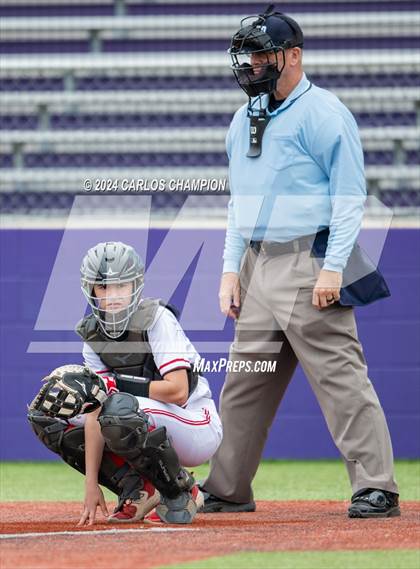 Thumbnail 3 in Weiss vs. West (Liberty Hill Round Robin) photogallery.