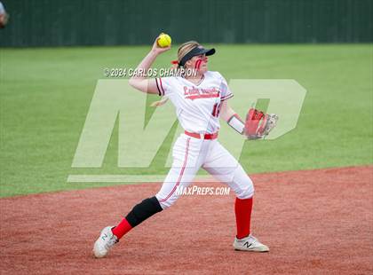 Thumbnail 2 in Weiss vs. West (Liberty Hill Round Robin) photogallery.