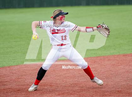 Thumbnail 2 in Weiss vs. West (Liberty Hill Round Robin) photogallery.