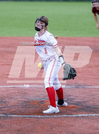 Thumbnail 3 in Weiss vs. West (Liberty Hill Round Robin) photogallery.
