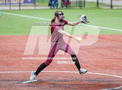Thumbnail 2 in Weiss vs. West (Liberty Hill Round Robin) photogallery.