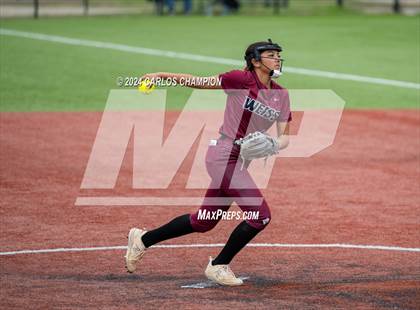 Thumbnail 3 in Weiss vs. West (Liberty Hill Round Robin) photogallery.