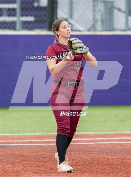 Thumbnail 2 in Weiss vs. West (Liberty Hill Round Robin) photogallery.