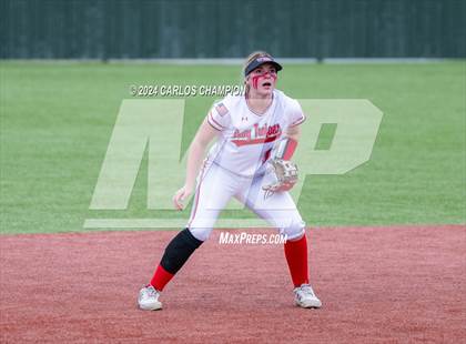 Thumbnail 1 in Weiss vs. West (Liberty Hill Round Robin) photogallery.