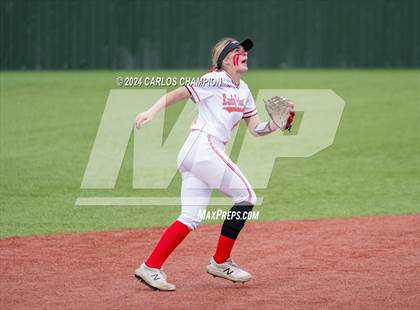 Thumbnail 1 in Weiss vs. West (Liberty Hill Round Robin) photogallery.