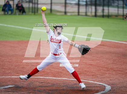 Thumbnail 2 in Weiss vs. West (Liberty Hill Round Robin) photogallery.
