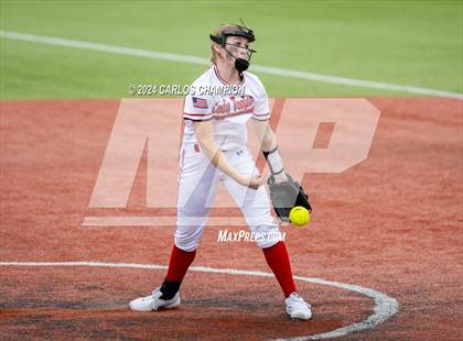 Thumbnail 2 in Weiss vs. West (Liberty Hill Round Robin) photogallery.