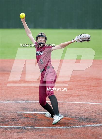 Thumbnail 3 in Weiss vs. West (Liberty Hill Round Robin) photogallery.