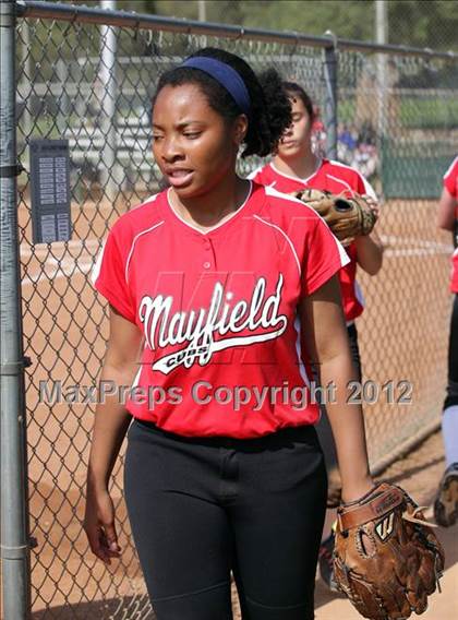 Thumbnail 2 in Rio Hondo Prep @ Mayfield photogallery.
