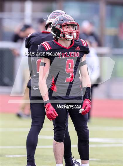 Thumbnail 1 in Okanogan @ Toledo (WIAA State 2B Semi-Final) photogallery.