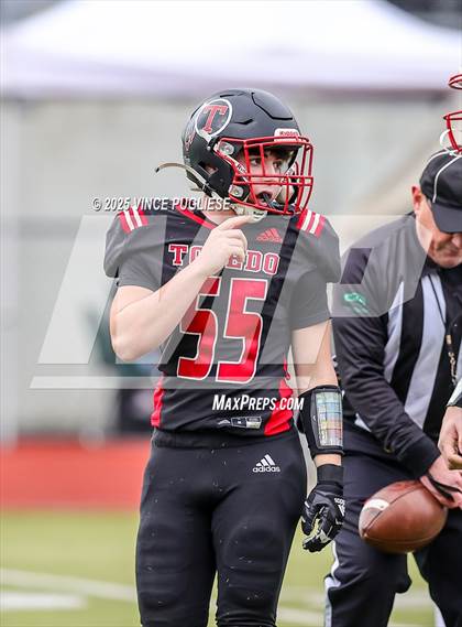 Thumbnail 1 in Okanogan @ Toledo (WIAA State 2B Semi-Final) photogallery.