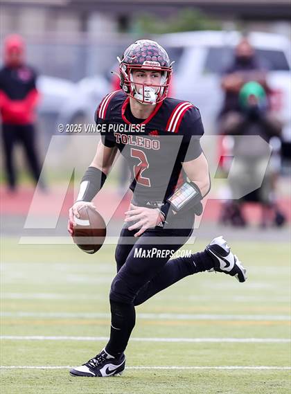 Thumbnail 2 in Okanogan @ Toledo (WIAA State 2B Semi-Final) photogallery.