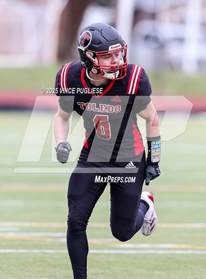 Thumbnail 3 in Okanogan @ Toledo (WIAA State 2B Semi-Final) photogallery.