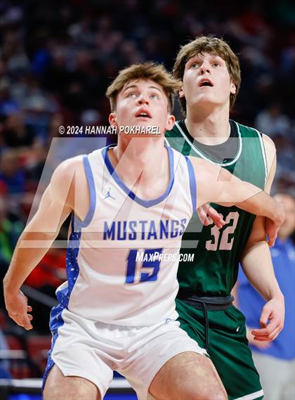 Thumbnail 2 in Millard North vs. Gretna (NSAA Class A Quarterfinal) photogallery.