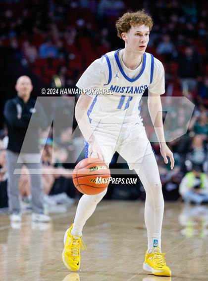 Thumbnail 2 in Millard North vs. Gretna (NSAA Class A Quarterfinal) photogallery.