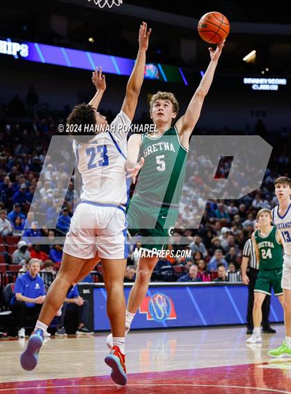 Thumbnail 3 in Millard North vs. Gretna (NSAA Class A Quarterfinal) photogallery.