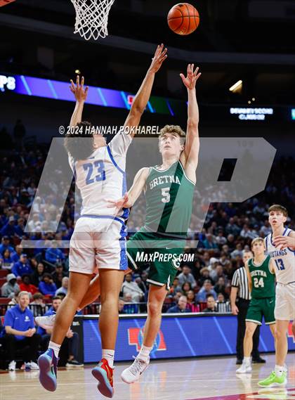 Thumbnail 1 in Millard North vs. Gretna (NSAA Class A Quarterfinal) photogallery.