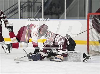 Thumbnail 2 in Don Bosco Prep @ Gloucester Catholic photogallery.