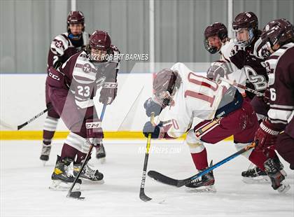 Thumbnail 2 in Don Bosco Prep @ Gloucester Catholic photogallery.
