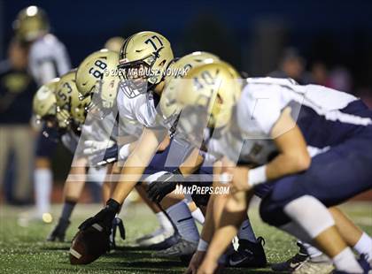 Thumbnail 3 in Stoney Creek @ Lake Orion photogallery.