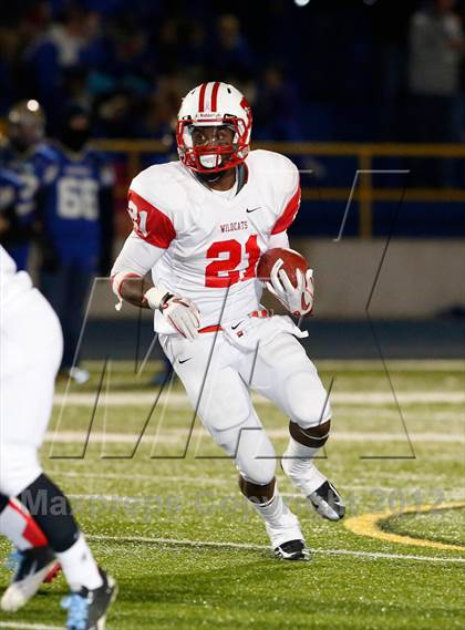 Thumbnail 2 in Newtown vs. Norwich Free Academy (CIAC Class LL Quarterfinal) photogallery.