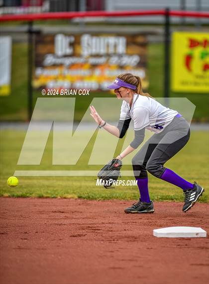 Thumbnail 3 in Elkins vs West Fork (AAA 3A-1 District Tournament) photogallery.
