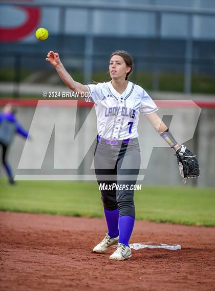 Thumbnail 2 in Elkins vs West Fork (AAA 3A-1 District Tournament) photogallery.