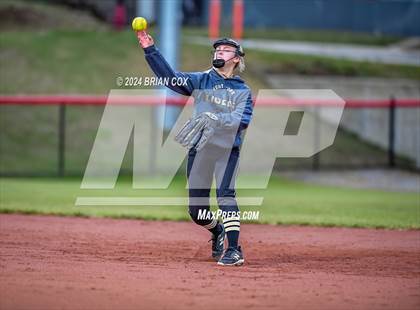 Thumbnail 1 in Elkins vs West Fork (AAA 3A-1 District Tournament) photogallery.