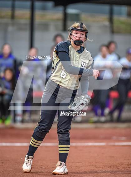 Thumbnail 2 in Elkins vs West Fork (AAA 3A-1 District Tournament) photogallery.