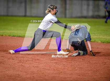 Thumbnail 2 in Elkins vs West Fork (AAA 3A-1 District Tournament) photogallery.