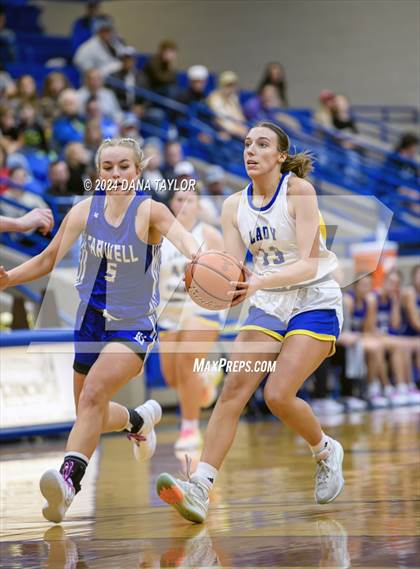 Thumbnail 1 in Farwell vs. Lipan (HD Howard Classic) photogallery.