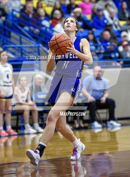 Thumbnail 2 in Farwell vs. Lipan (HD Howard Classic) photogallery.