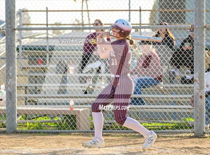 Thumbnail 3 in Mar Vista vs Point Loma (Hilltop Tournament) photogallery.