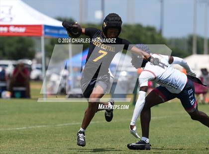 Thumbnail 2 in East Central vs Allen (Texas 7 on 7 State Tournament) photogallery.